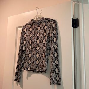 Snakeskin long sleeve